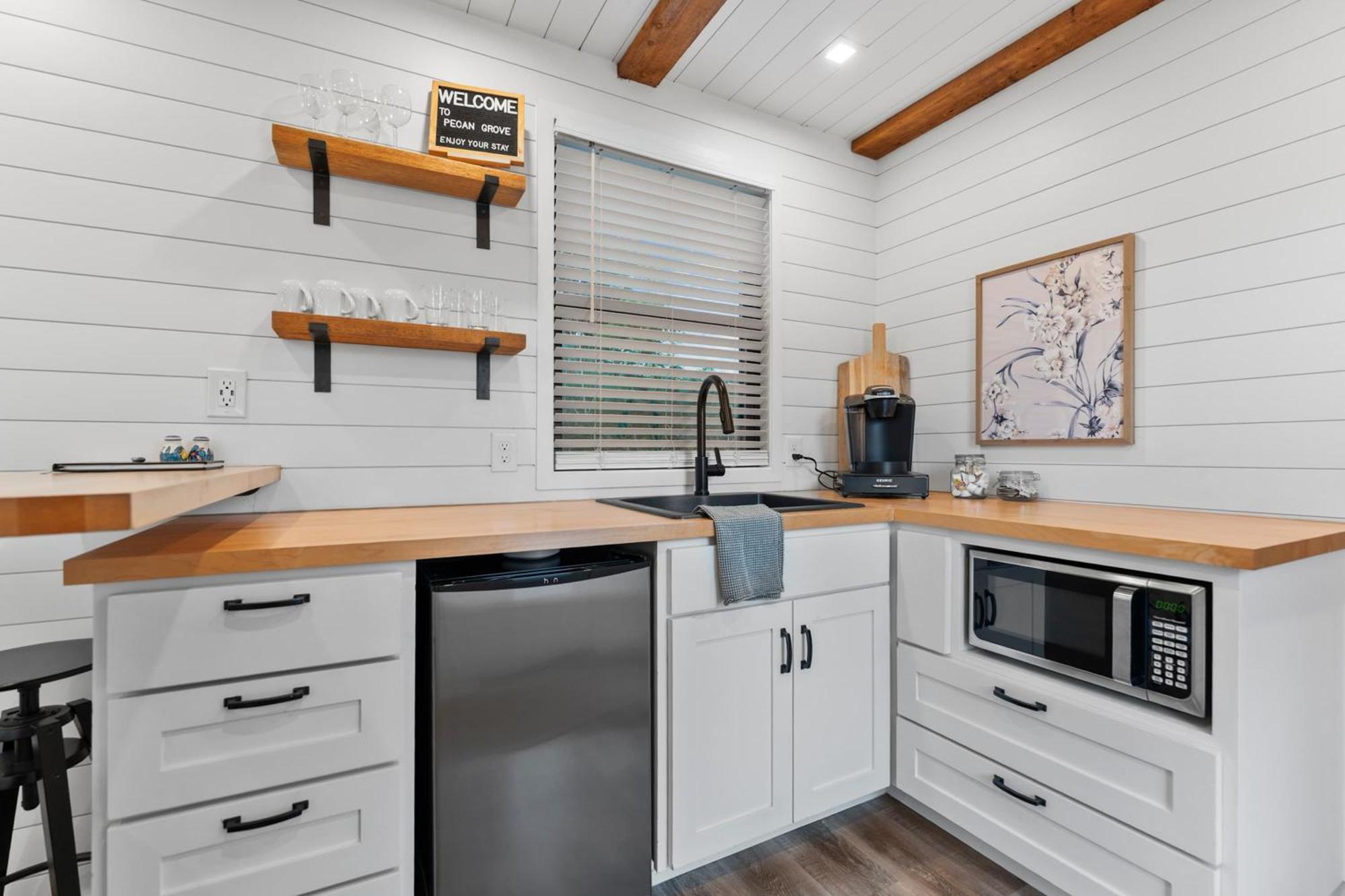 Container Home With Rooftop Views And Pickleball-Pecan Grove Bellmead Екстер'єр фото